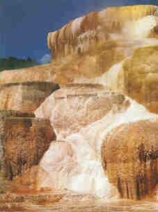 mammoth_hot_springs